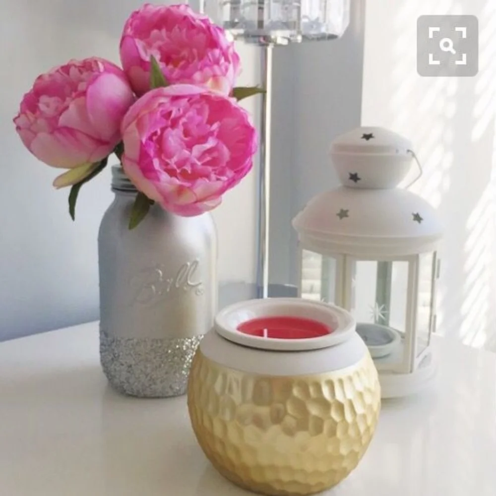 SCENTSY| GOLDSMITH ELEMENT WARMER